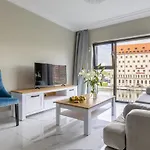 Mira